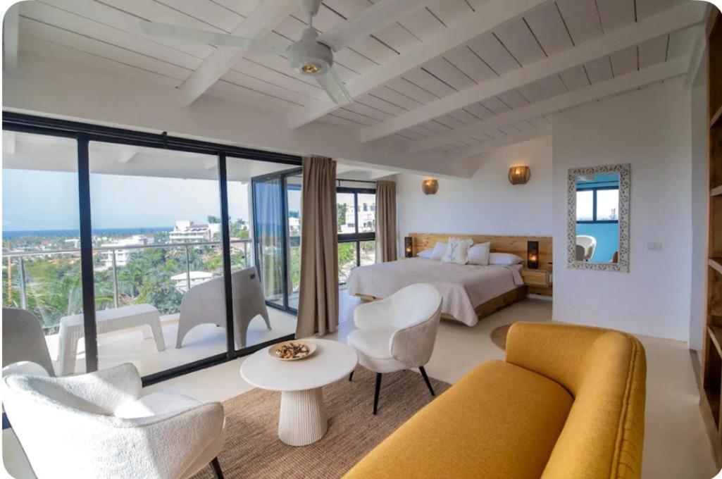 Urban Boutique Hotel ลาสแตร์เรนาส ภายนอก รูปภาพ