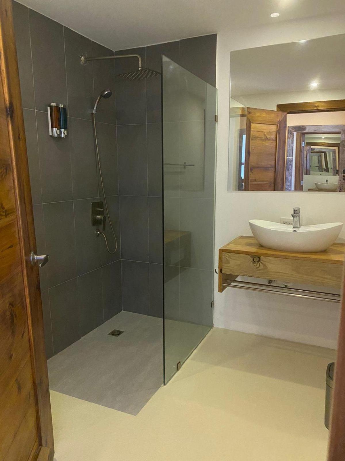 Urban Boutique Hotel ลาสแตร์เรนาส ภายนอก รูปภาพ