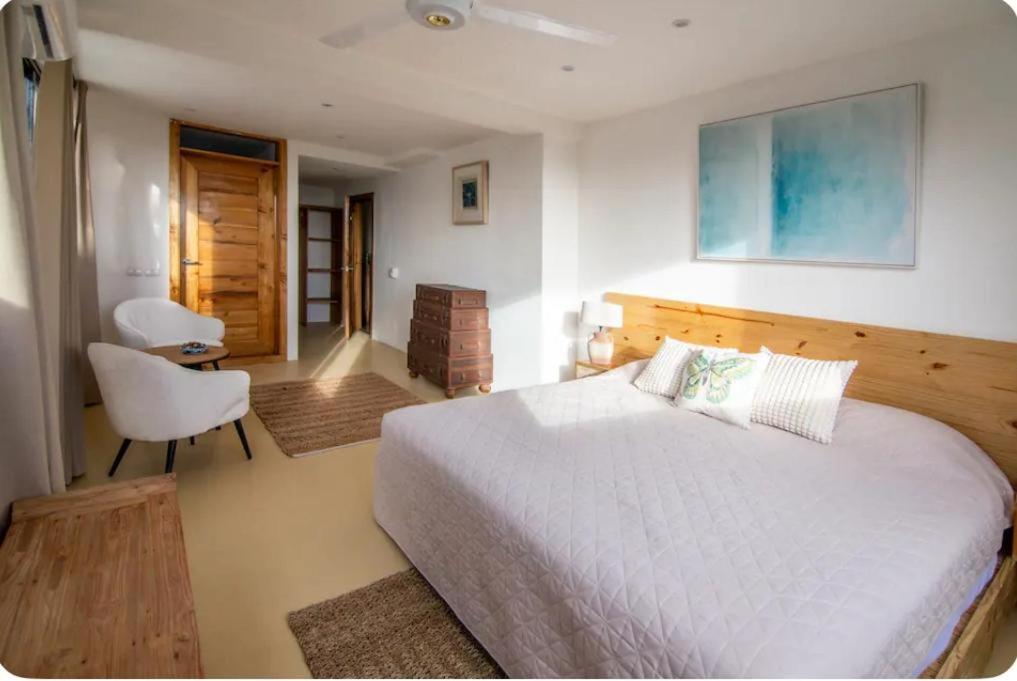 Urban Boutique Hotel ลาสแตร์เรนาส ภายนอก รูปภาพ