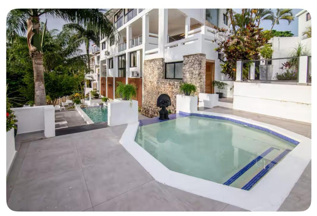 Urban Boutique Hotel ลาสแตร์เรนาส ภายนอก รูปภาพ