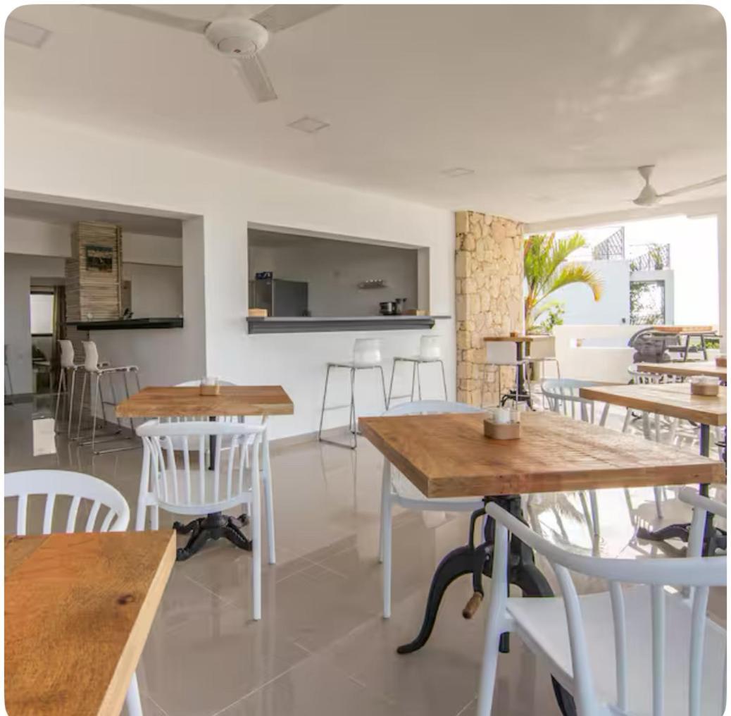 Urban Boutique Hotel ลาสแตร์เรนาส ภายนอก รูปภาพ